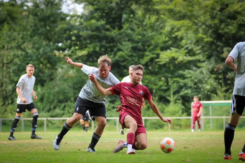 Sport & Verein: „Aga neue Trikots“, September 2026, Bild 1