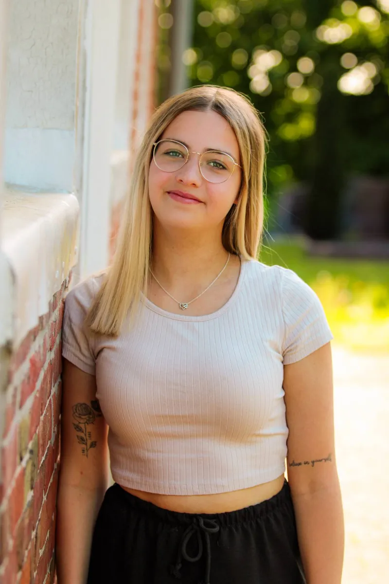 Portrait & Familie: „Giulia Porträts in Hollern-Twielenfleth“, Mai 2026, Bild 2